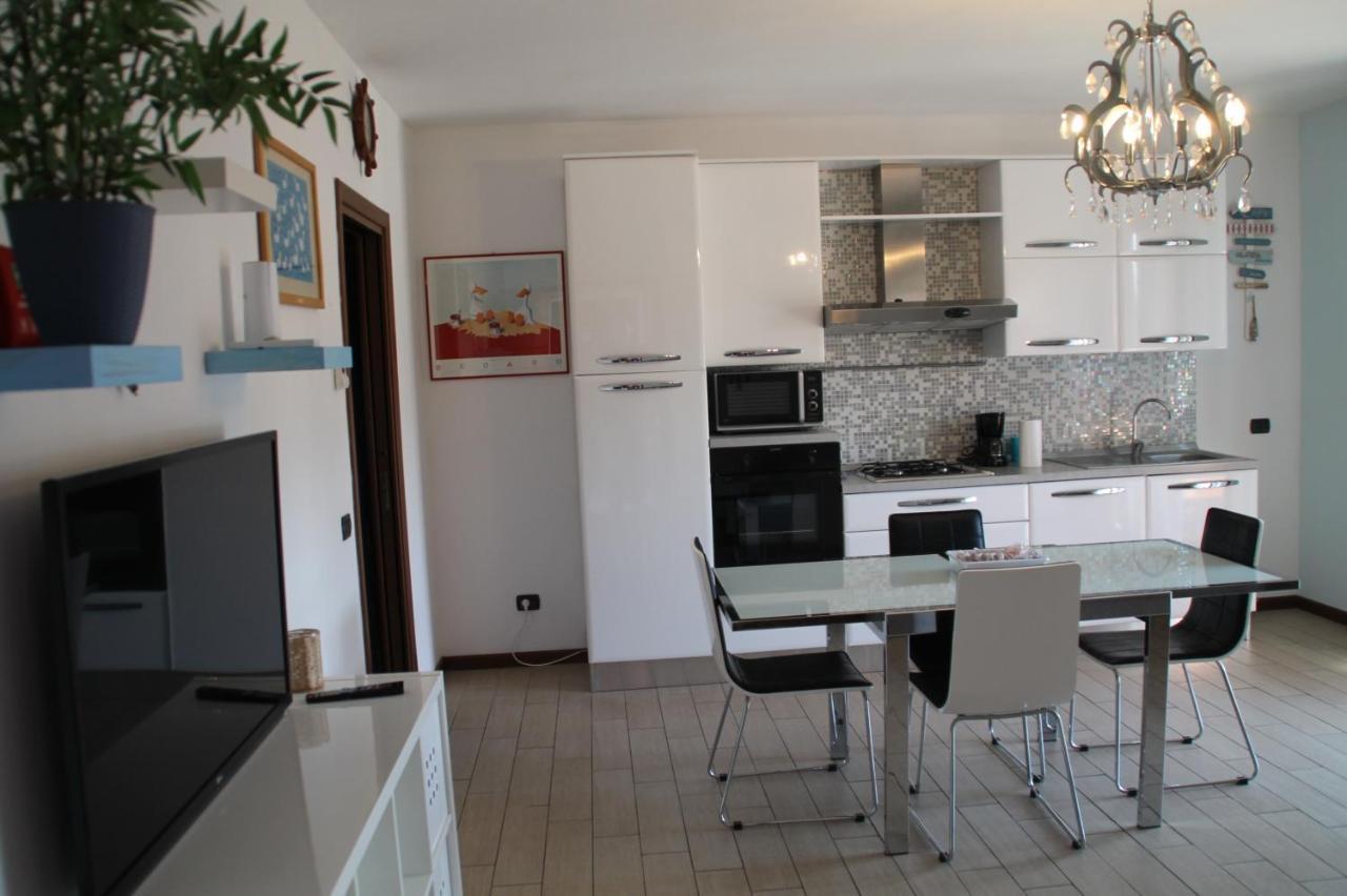 Casa Vacanze Da Riki Appartamento 2 Peschiera del Garda Buitenkant foto