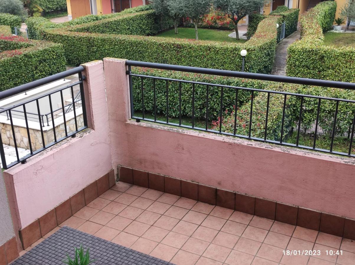 Casa Vacanze Da Riki Appartamento 2 Peschiera del Garda Buitenkant foto