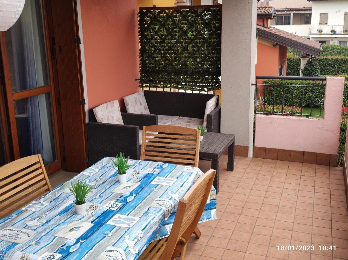 Casa Vacanze Da Riki Appartamento 2 Peschiera del Garda Buitenkant foto