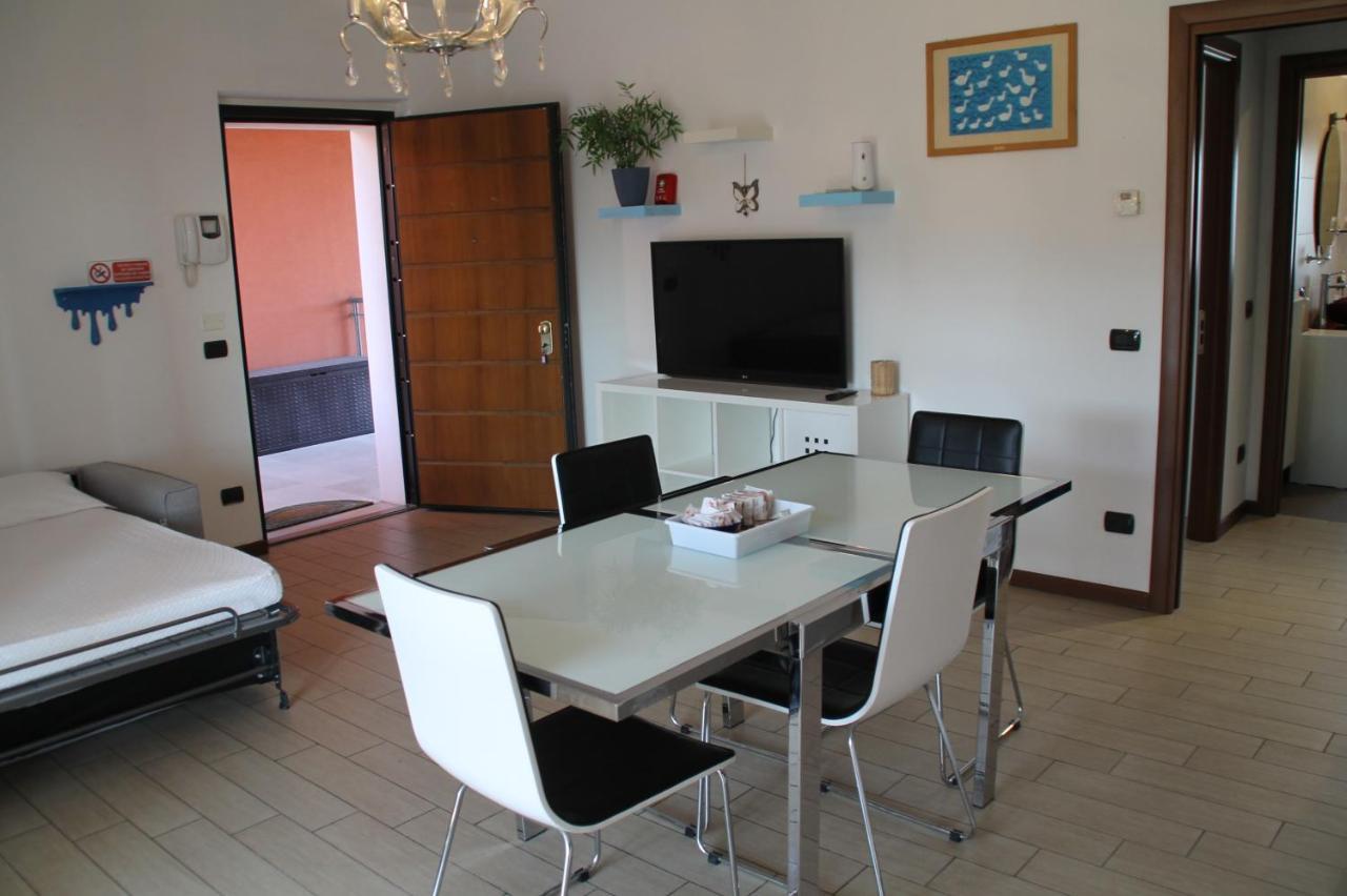 Casa Vacanze Da Riki Appartamento 2 Peschiera del Garda Buitenkant foto