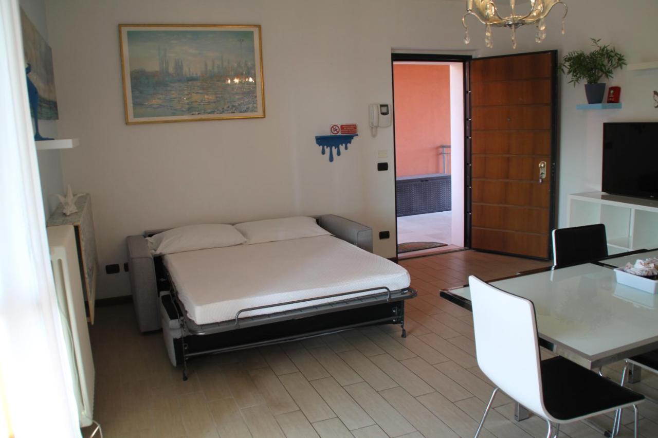 Casa Vacanze Da Riki Appartamento 2 Peschiera del Garda Buitenkant foto