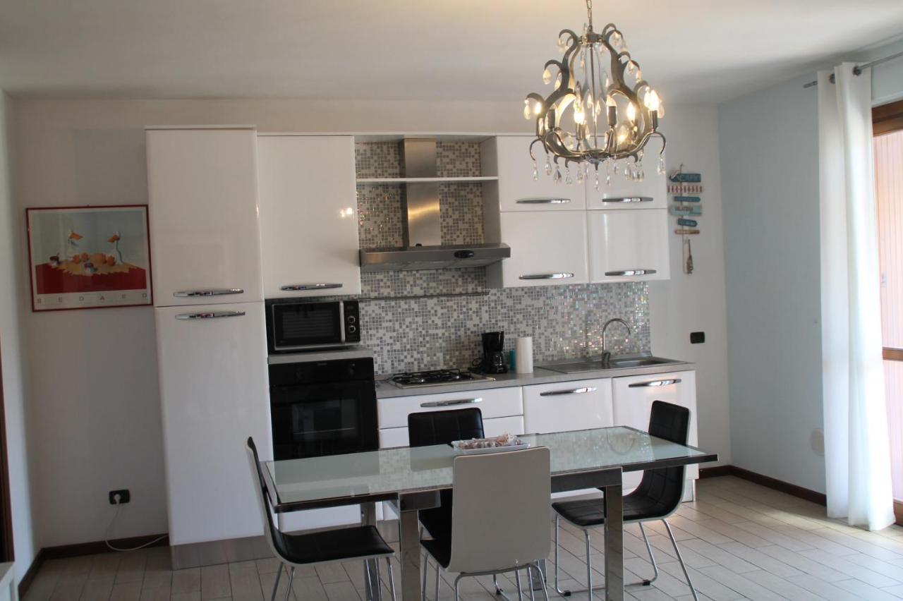 Casa Vacanze Da Riki Appartamento 2 Peschiera del Garda Buitenkant foto