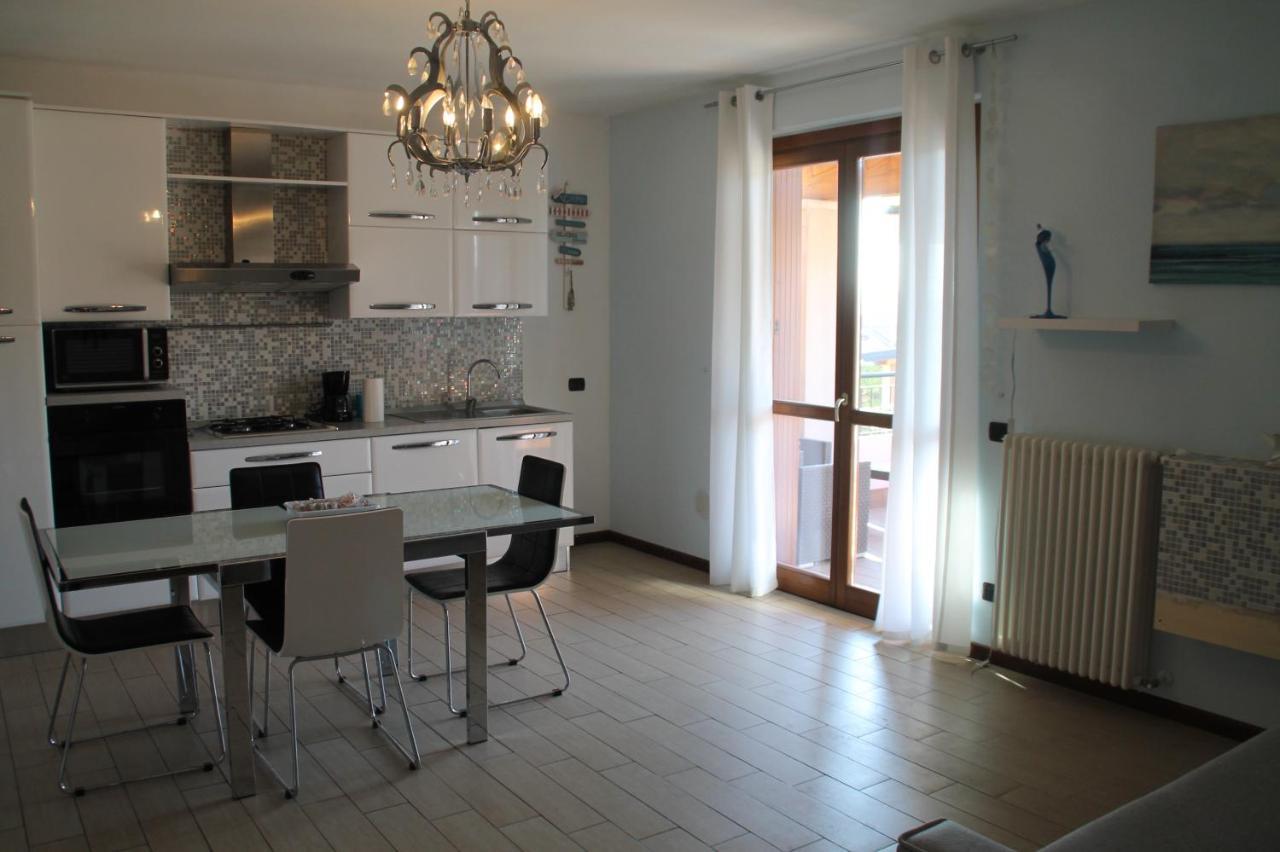 Casa Vacanze Da Riki Appartamento 2 Peschiera del Garda Buitenkant foto