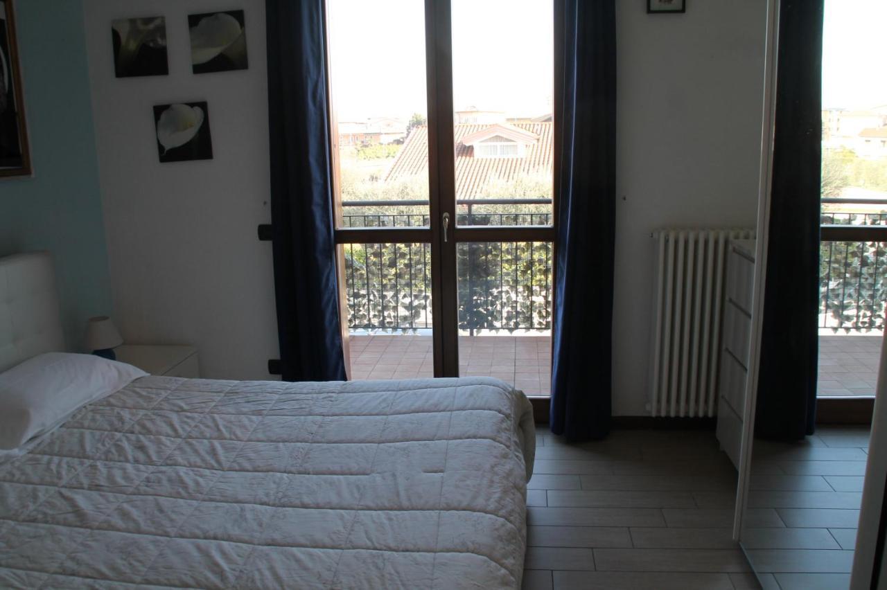 Casa Vacanze Da Riki Appartamento 2 Peschiera del Garda Buitenkant foto